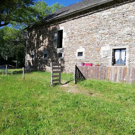 gite les chaumeix Prondines Exterior foto